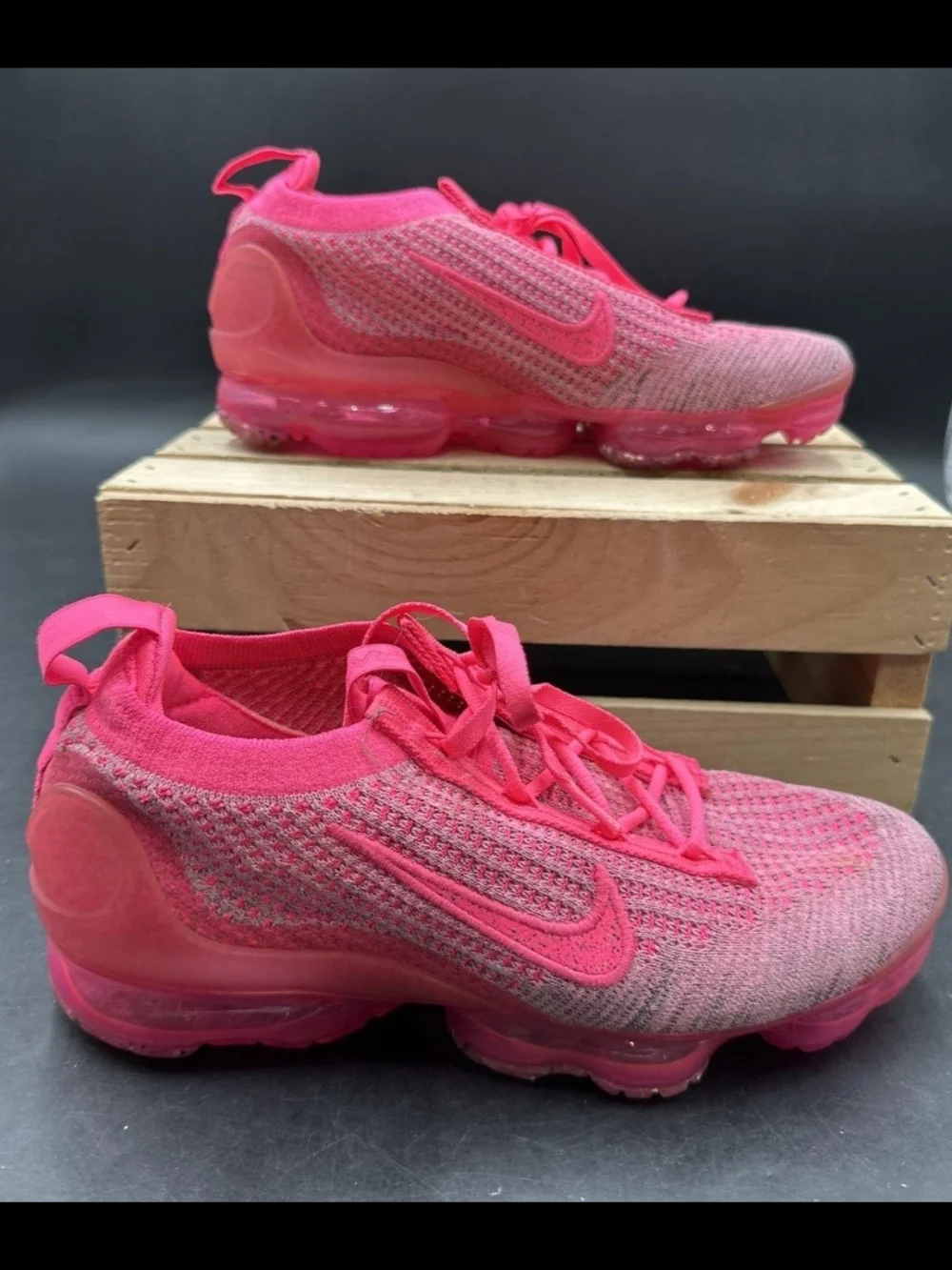 Nike Wmns Air VaporMax 2021 Flyknit 'Hyper Pink' Sneakers Size 8 Used Like New